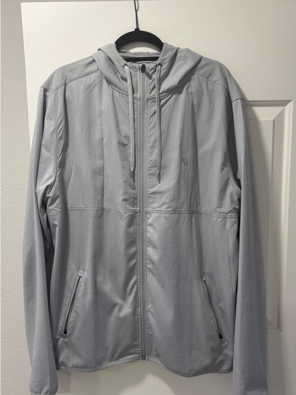 Vuori XL Light Gray Sunday Element Hoodie